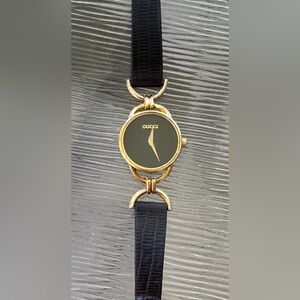 Gucci Gold & Black Watch 6000L vintage women’s leather watch